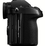 Panasonic Lumix DC-S1 + 24-105mm f/4 Kit