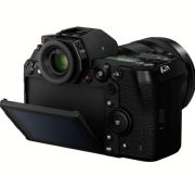 Panasonic Lumix DC-S1 + 24-105mm f/4 Kit