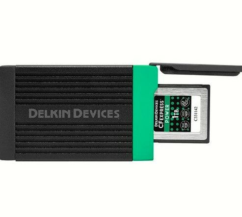 Delkin Devices USB 3.2 CFexpress Type B Hafıza Kartı Okuyucu