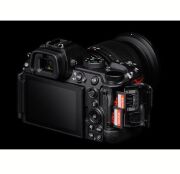 Nikon Z5 II 24-200mm f/4-6.3 Lensli Fotoğraf Makinesi