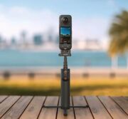 Insta360 Foldable 2-in-1 Selfie Stick Remote Kit